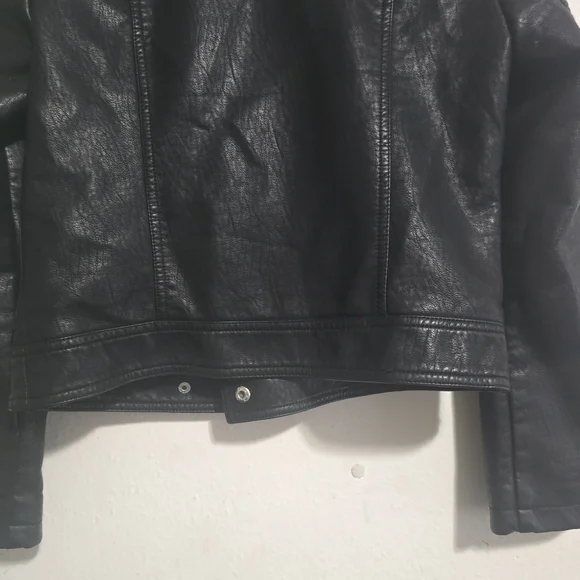 Topshop Black Leather Biker Jacket - Picture 8 of 11